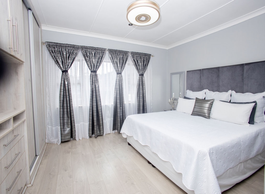 4 Bedroom Property for Sale in Abbotsford Eastern Cape